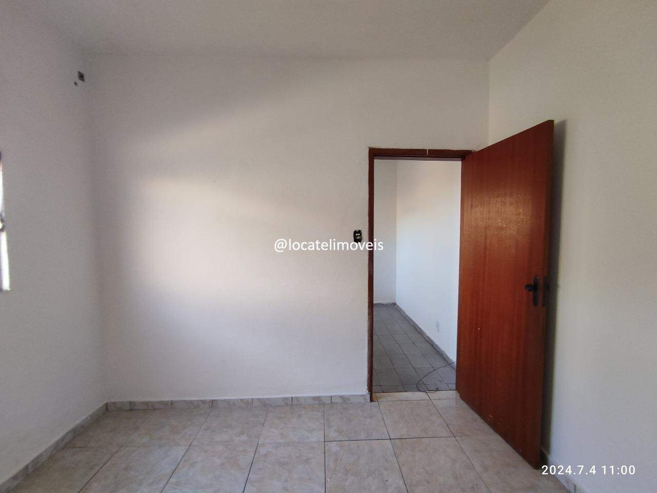 [tipoImovel] [finalidade] no bairro [bairro]: Quarto