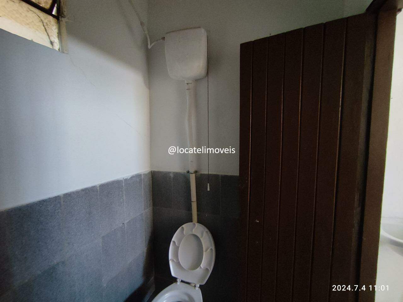 [tipoImovel] [finalidade] no bairro [bairro]: Banheiro
