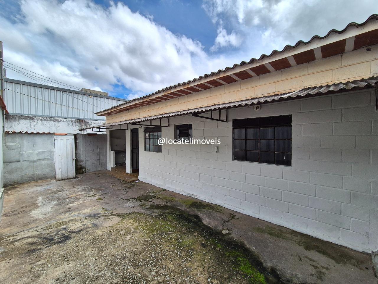 Casa geminada para aluguel no Milionários: 