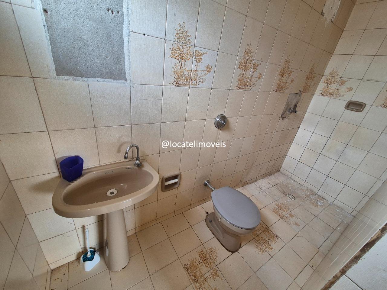 Casa para aluguel no Flávio Marques Lisboa: banheiro 2