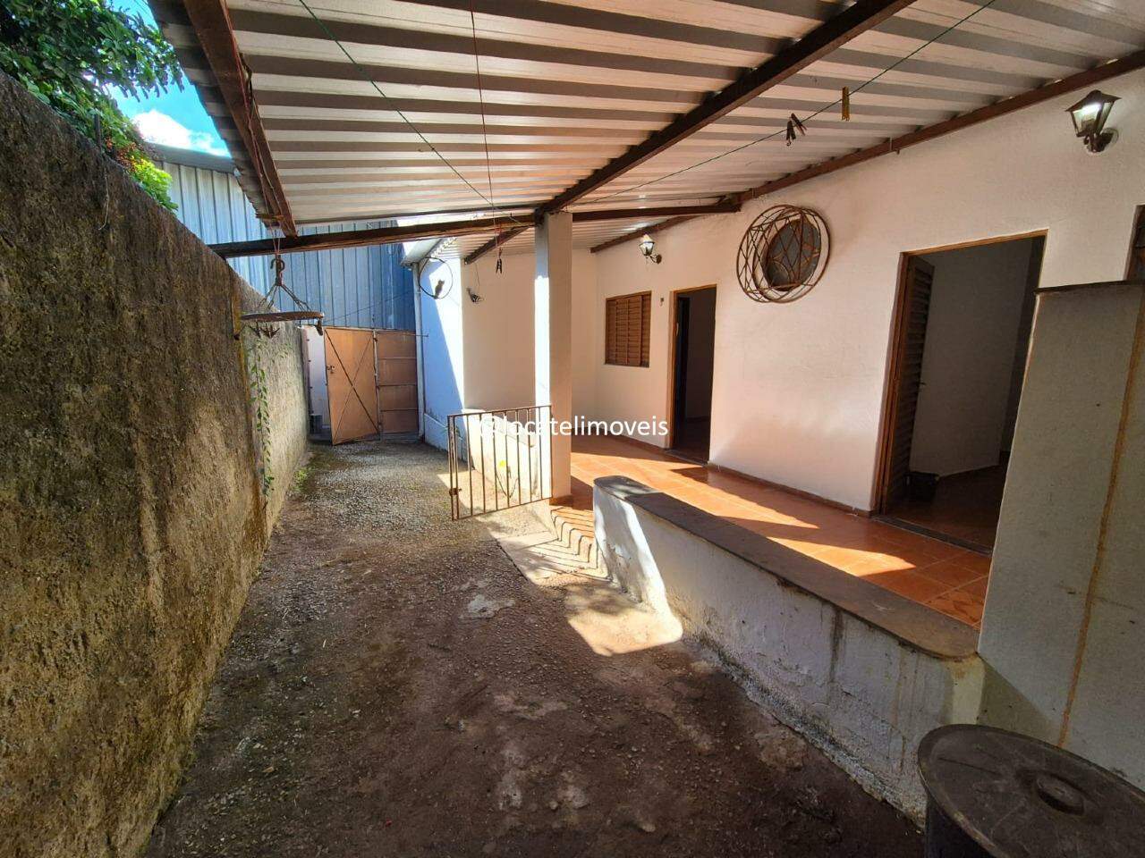 [tipoImovel] [finalidade] no bairro [bairro]: 