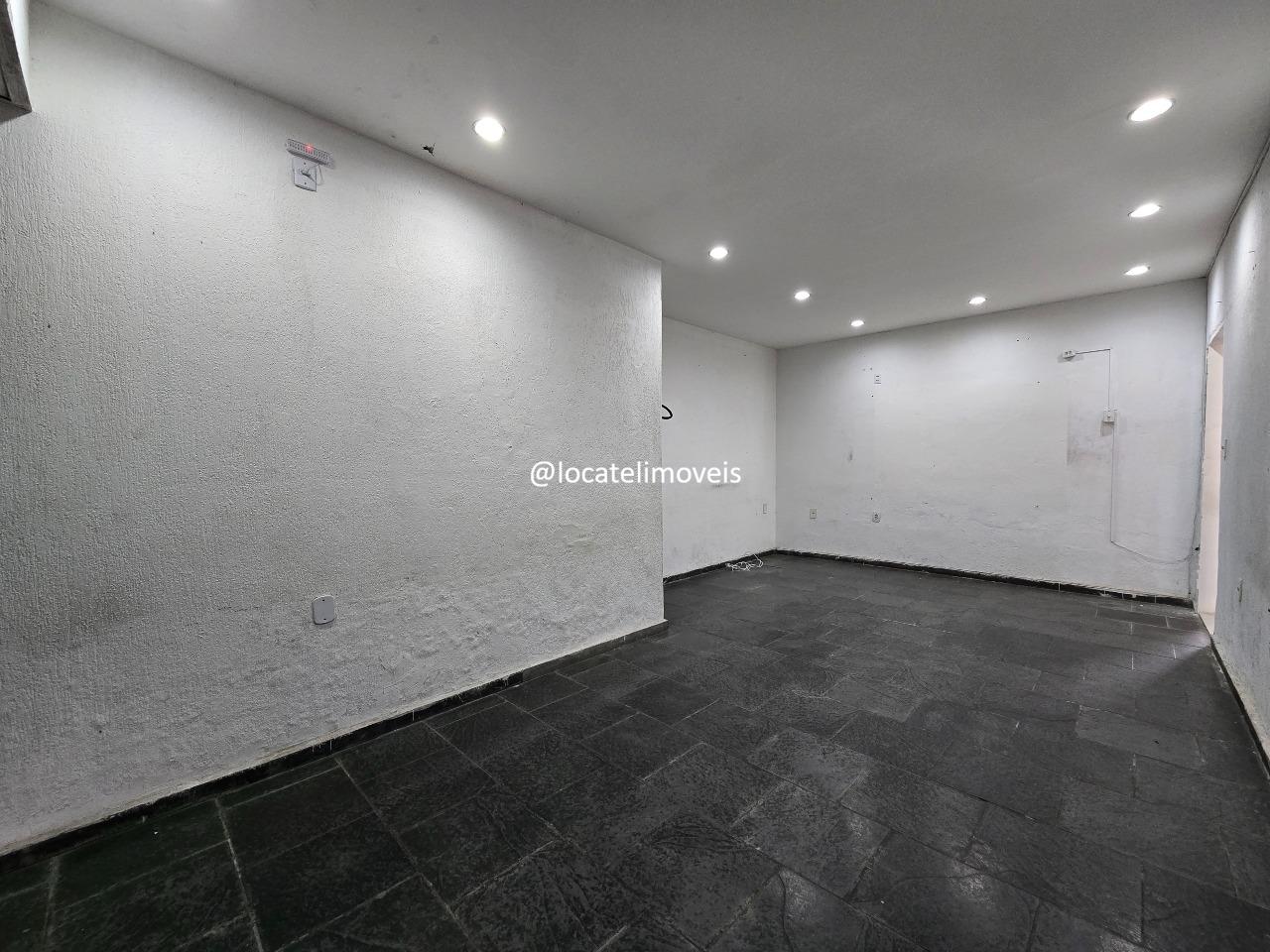 Galpão para aluguel no Bonsucesso: 