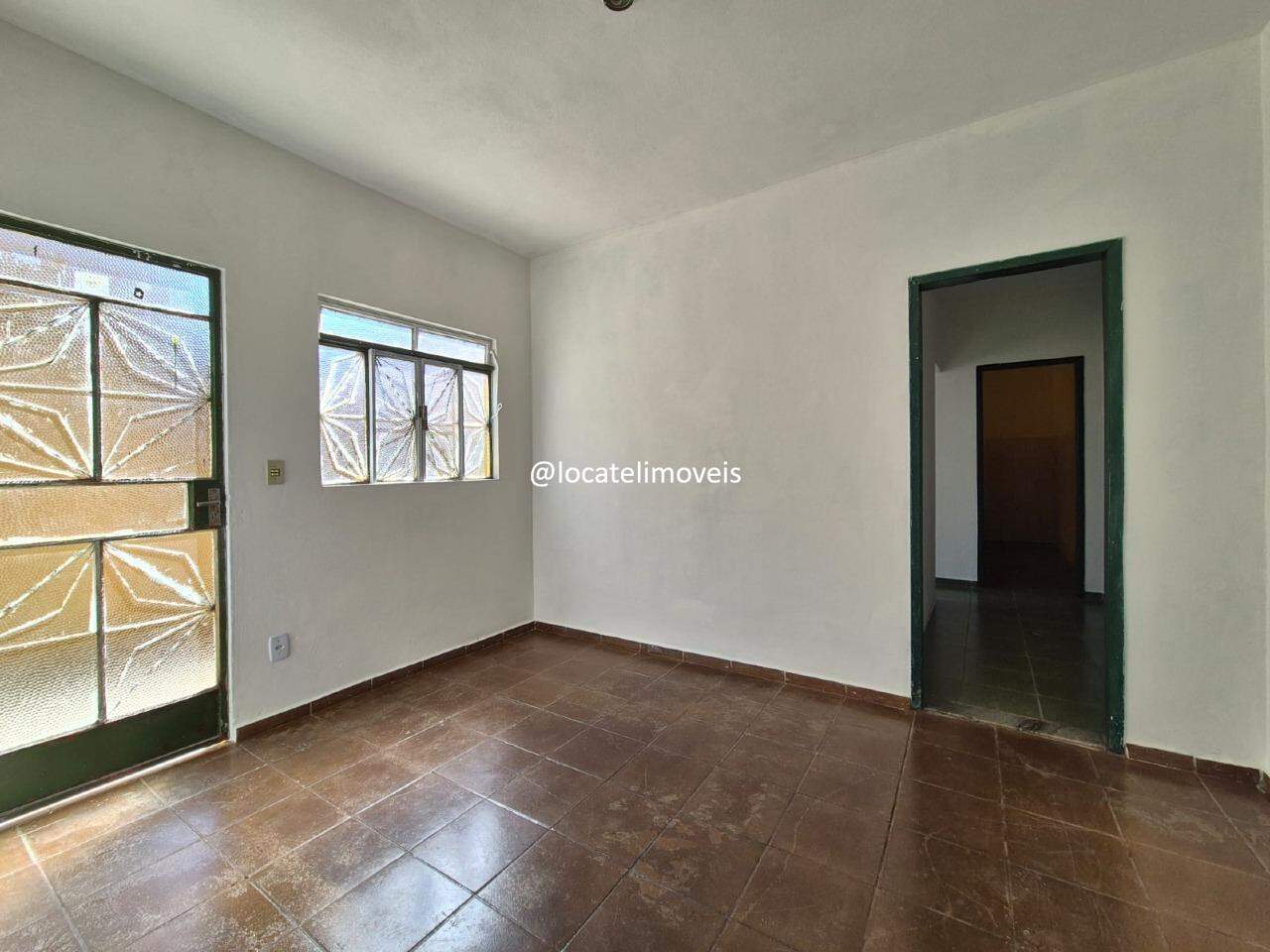 Casa para aluguel no Flávio Marques Lisboa: 