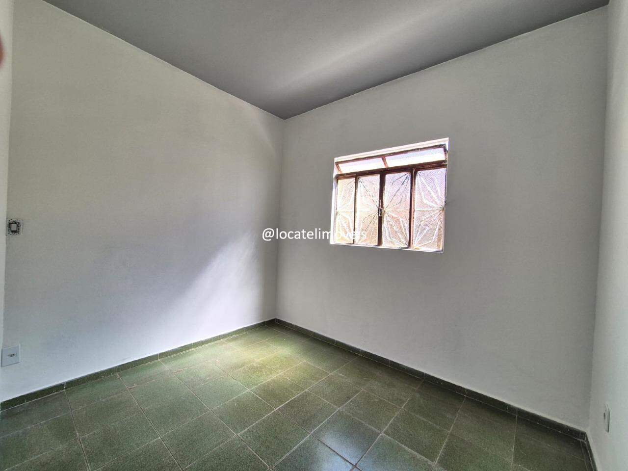 Casa para aluguel no Flávio Marques Lisboa: 