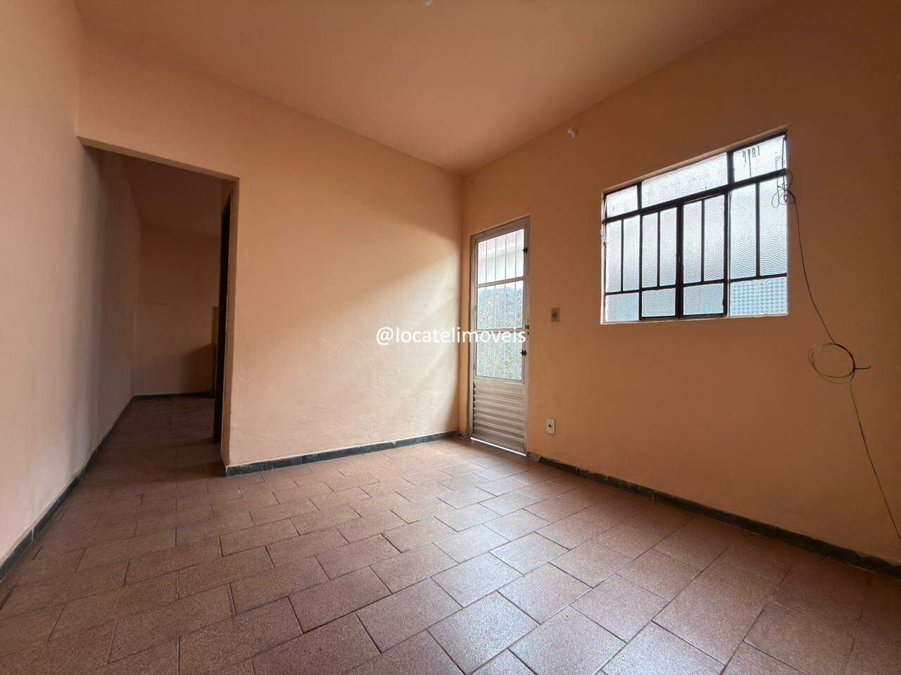 Casa para aluguel no Flávio Marques Lisboa: 