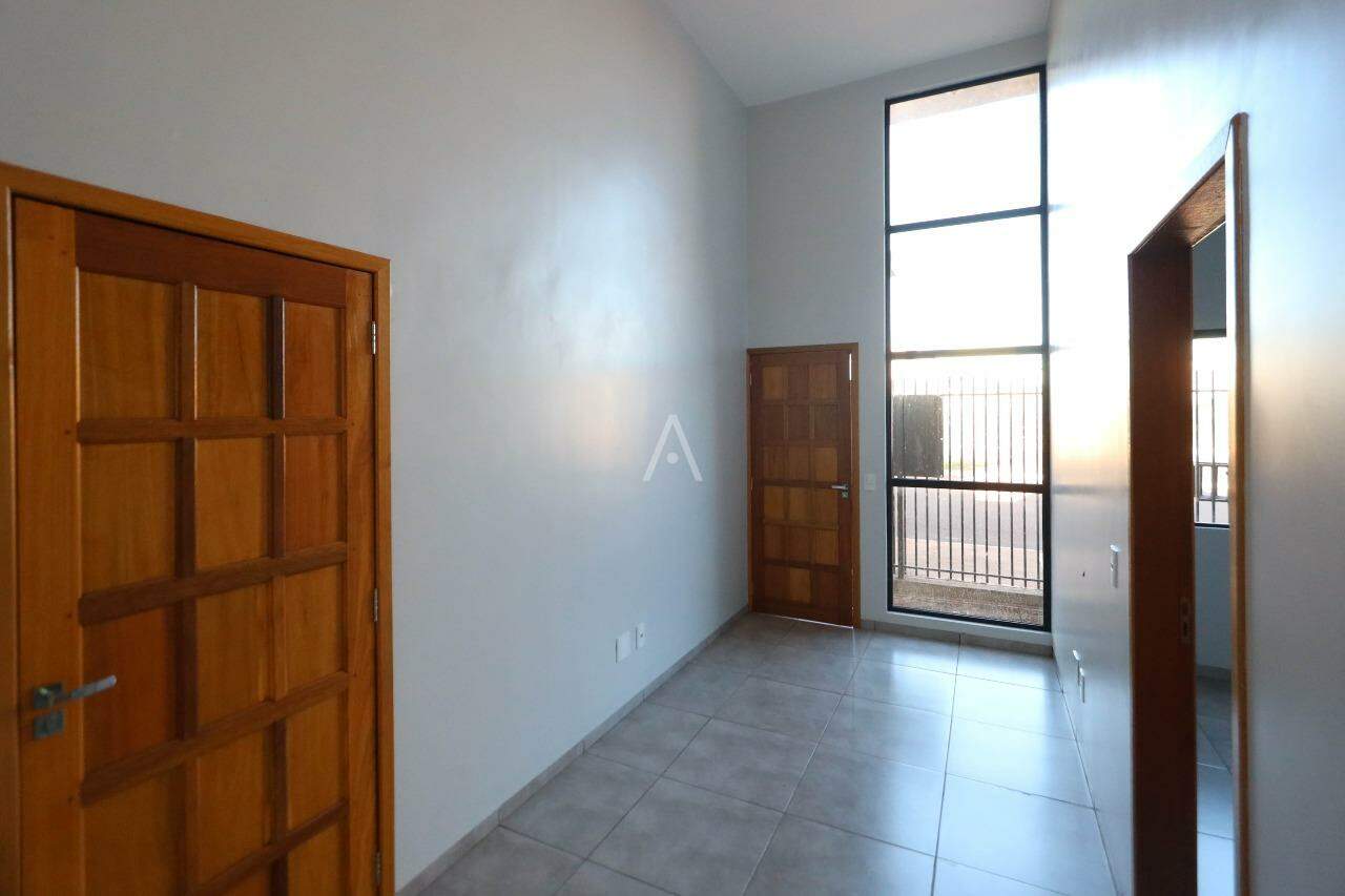 Casa Residencial para à venda no Bairro PINHEIRINHO em TOLEDO: