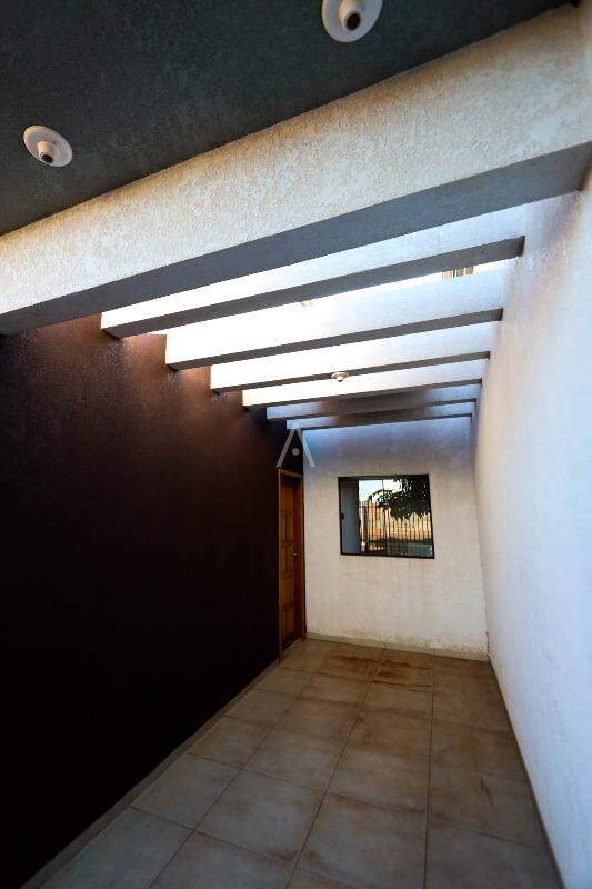 Casa Residencial para à venda no Bairro PINHEIRINHO em TOLEDO: