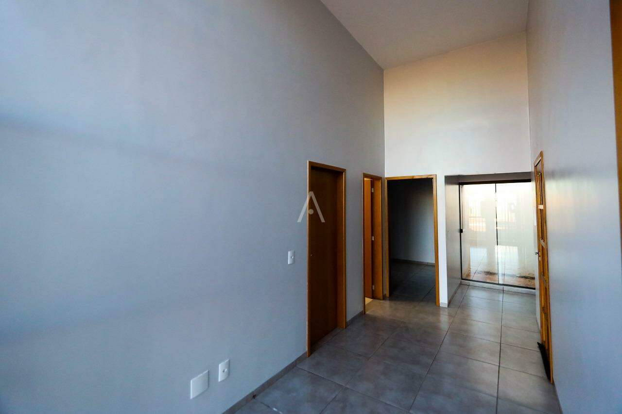 Casa Residencial para à venda no Bairro PINHEIRINHO em TOLEDO:
