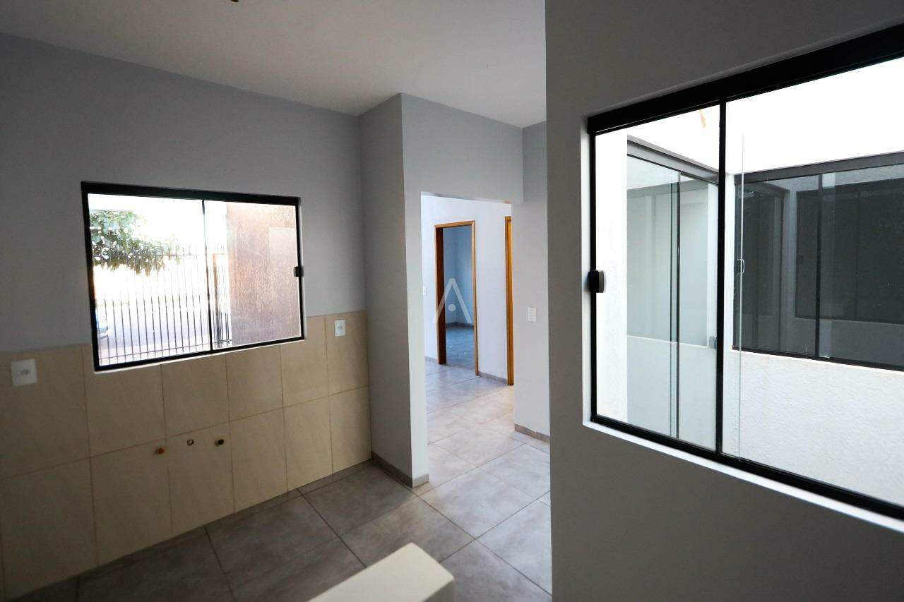 Casa Residencial para à venda no Bairro PINHEIRINHO em TOLEDO: