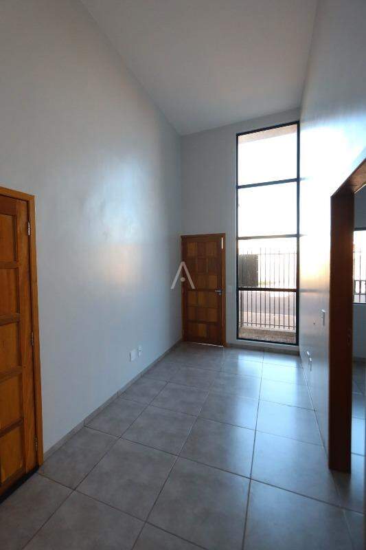 Casa Residencial para à venda no Bairro PINHEIRINHO em TOLEDO: