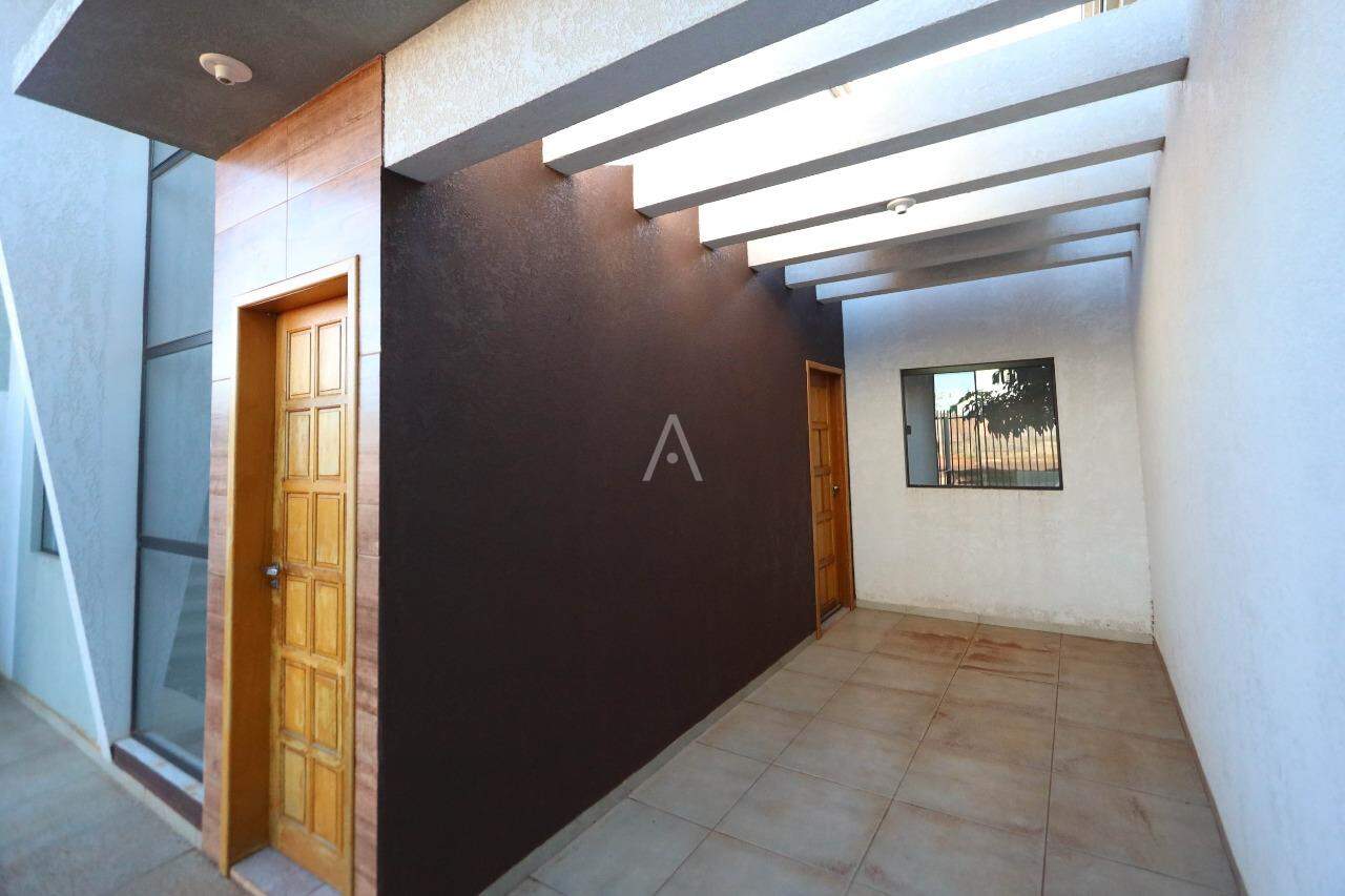 Casa Residencial para à venda no Bairro PINHEIRINHO em TOLEDO: