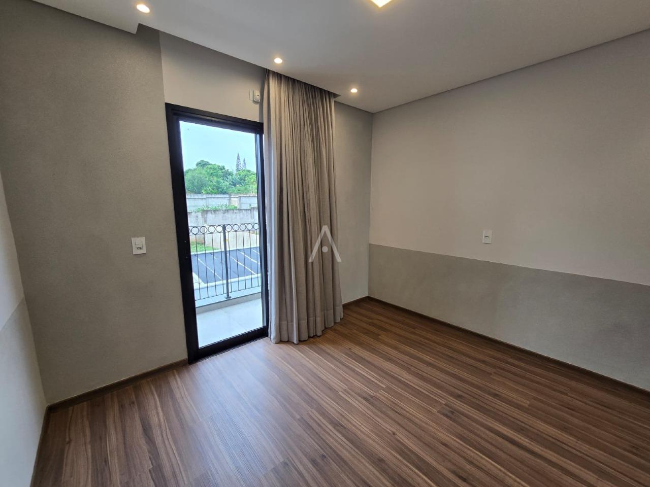 Sobrado para à venda no Bairro CENTRO em TOLEDO: 