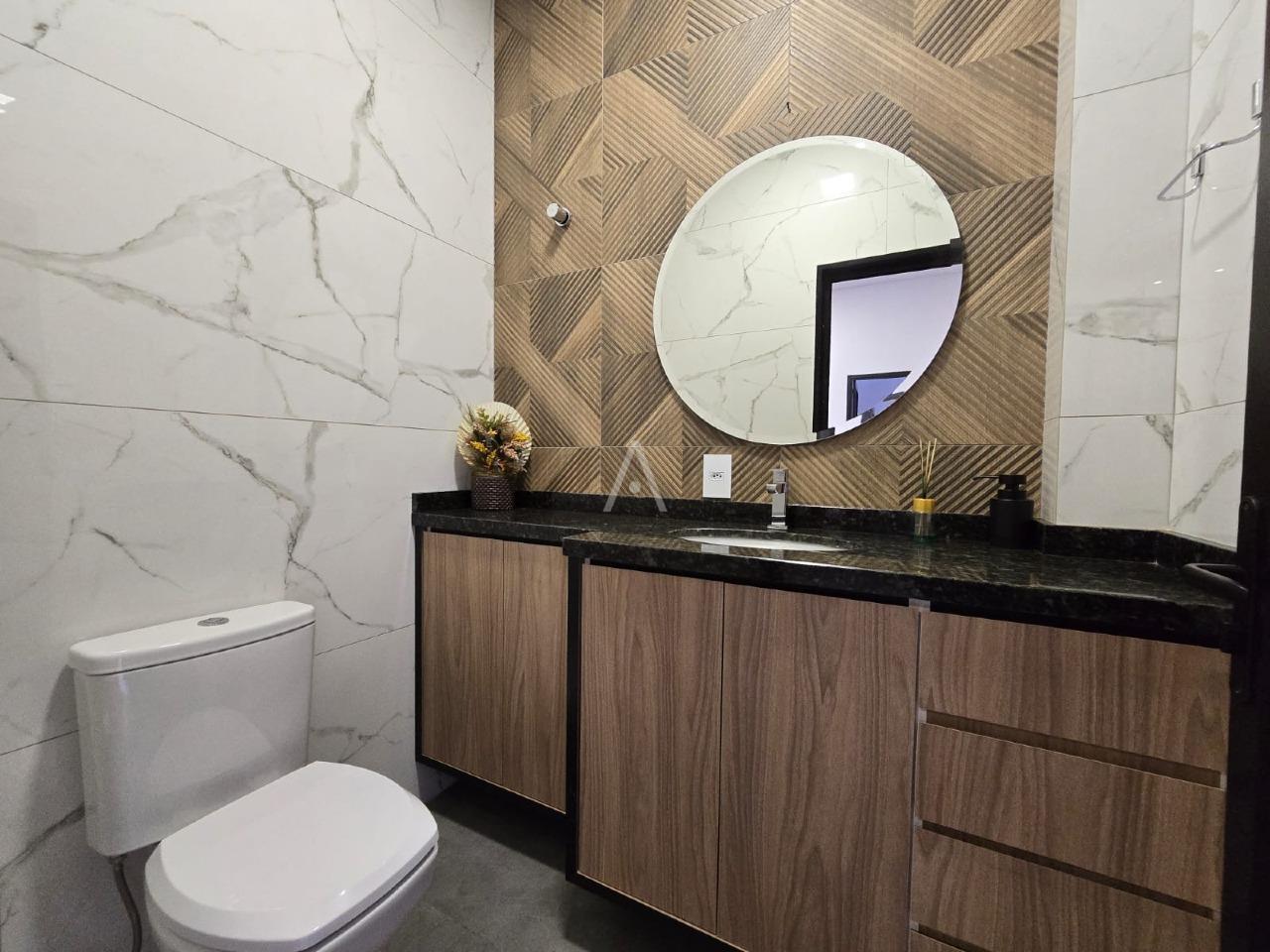 Sobrado para à venda no Bairro CENTRO em TOLEDO: 