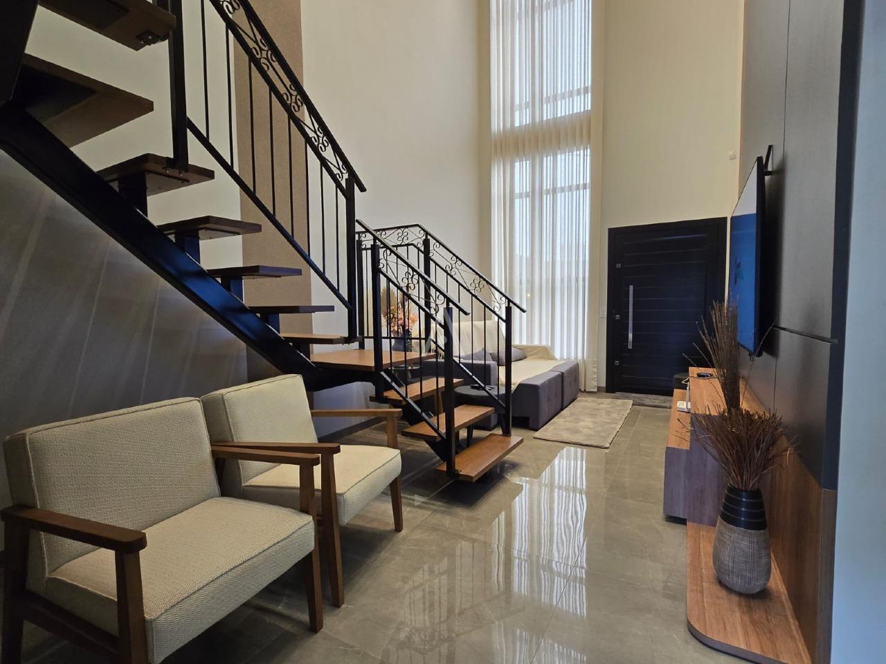 Sobrado para à venda no Bairro CENTRO em TOLEDO: 