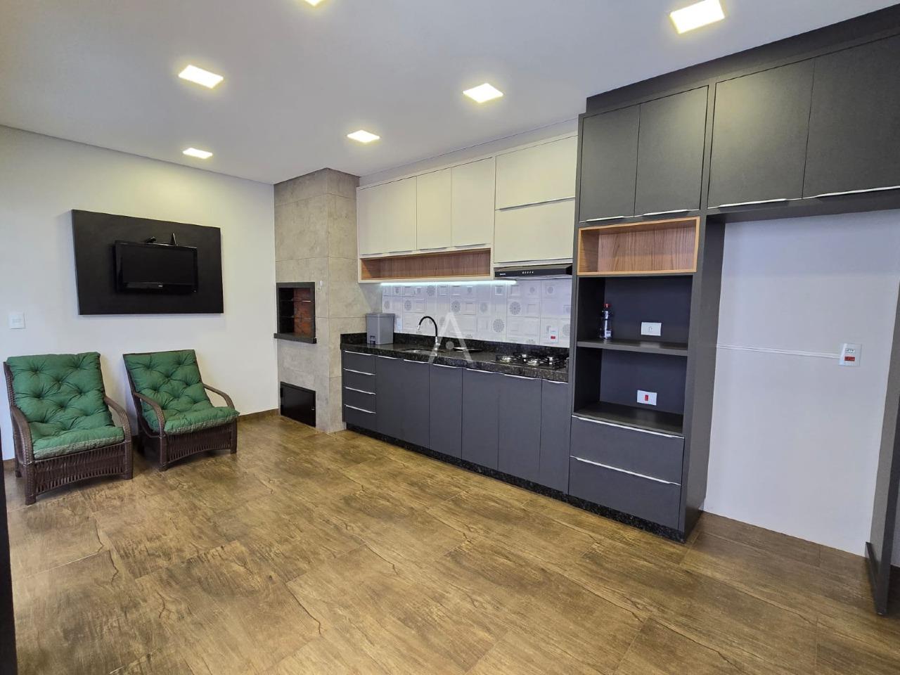 Sobrado para à venda no Bairro CENTRO em TOLEDO: 