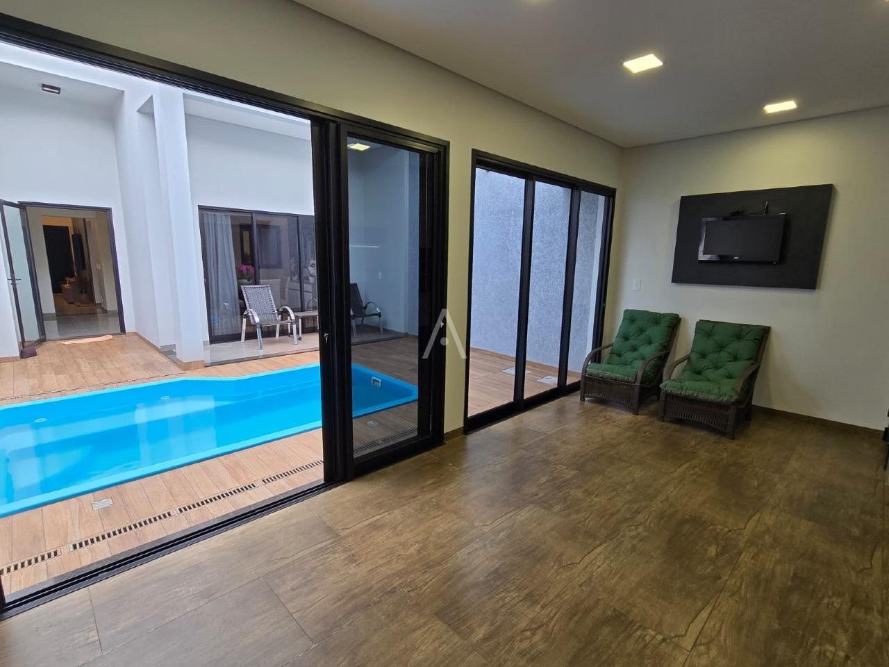 Sobrado para à venda no Bairro CENTRO em TOLEDO: 