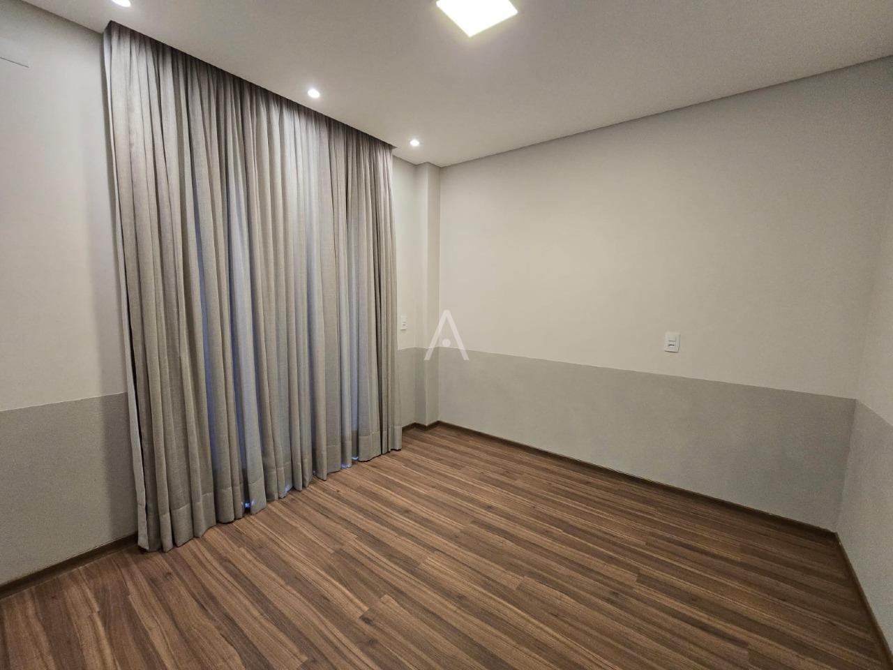 Sobrado para à venda no Bairro CENTRO em TOLEDO: 