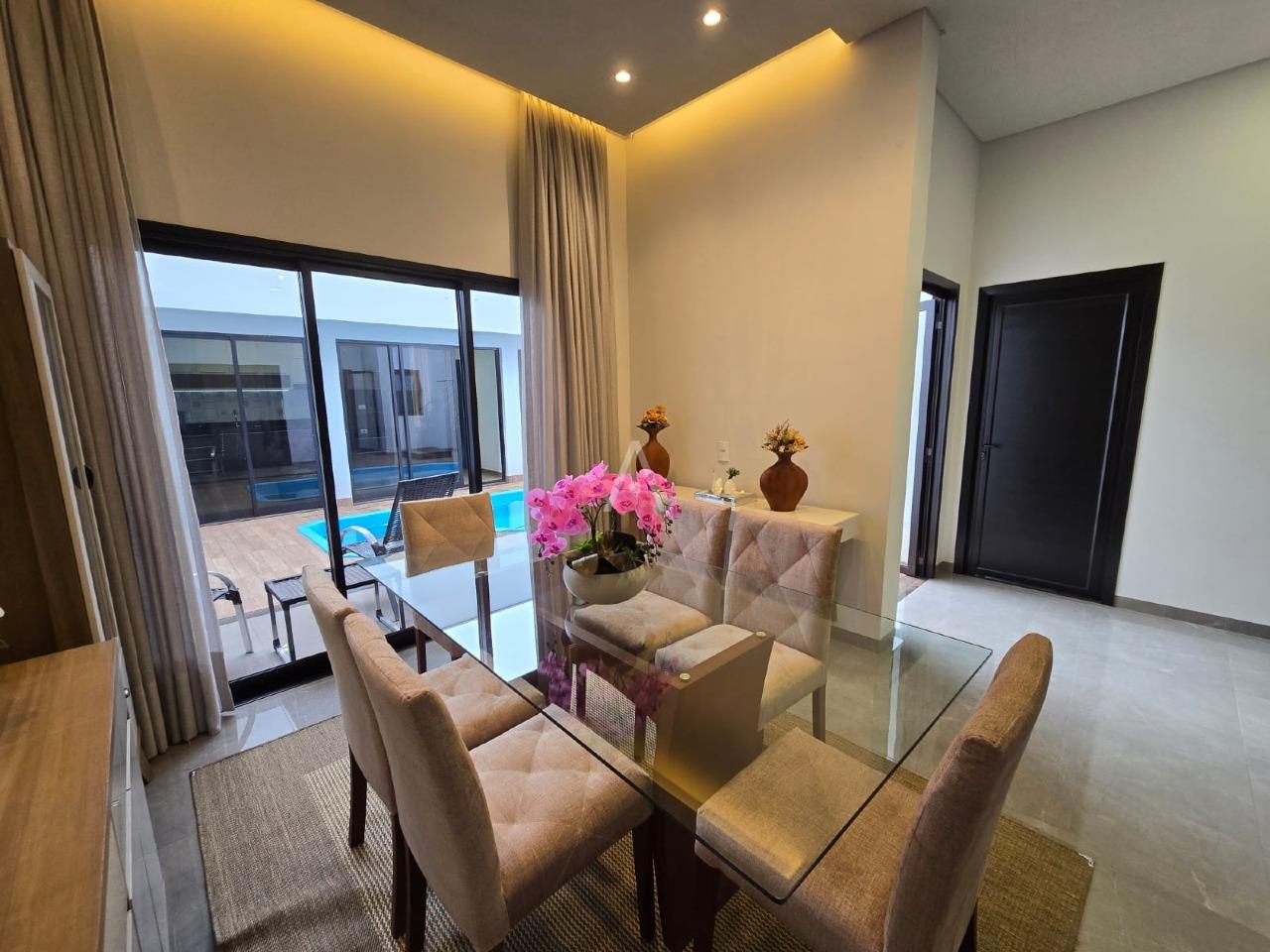 Sobrado para à venda no Bairro CENTRO em TOLEDO: 