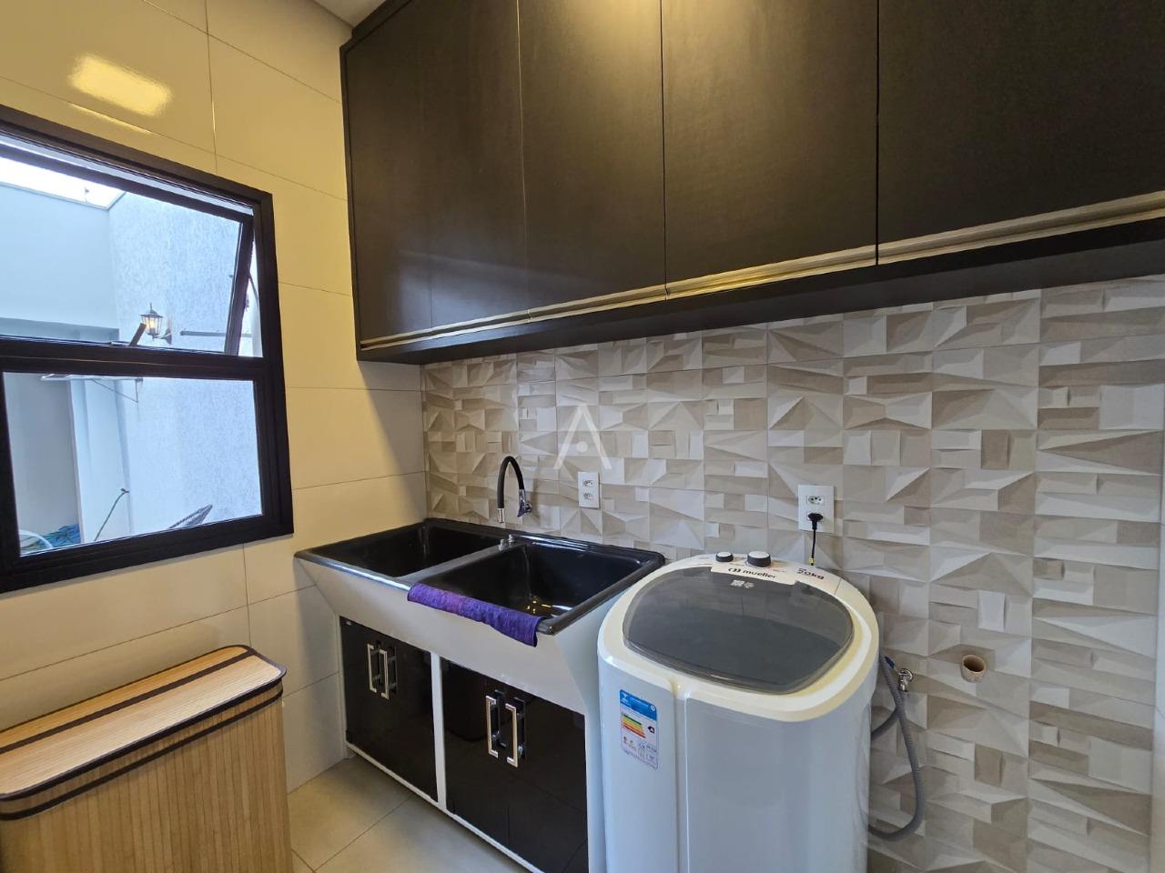 Sobrado para à venda no Bairro CENTRO em TOLEDO: 