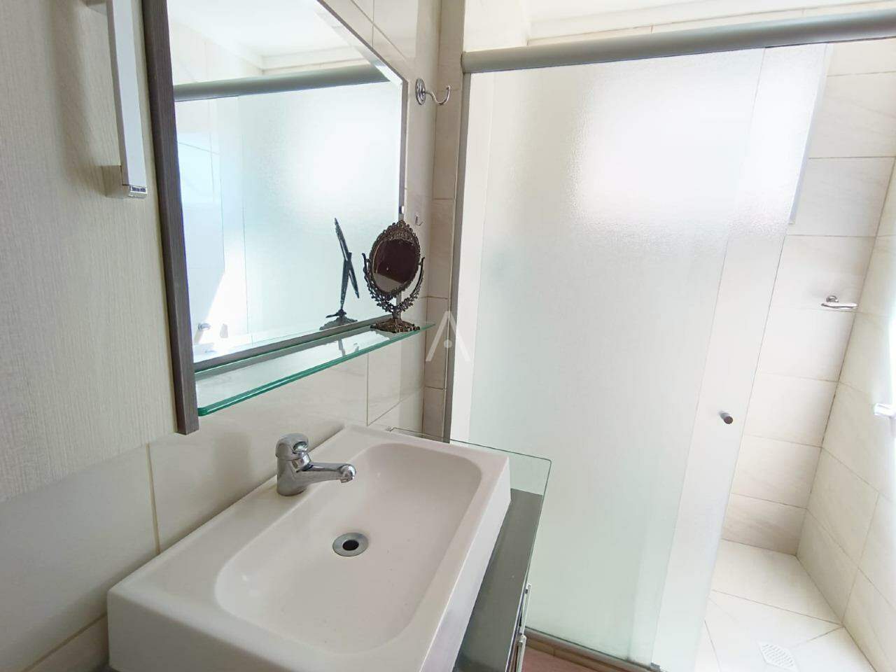 Apartamento para para aluguel no Bairro CENTRO em CASCAVEL: 