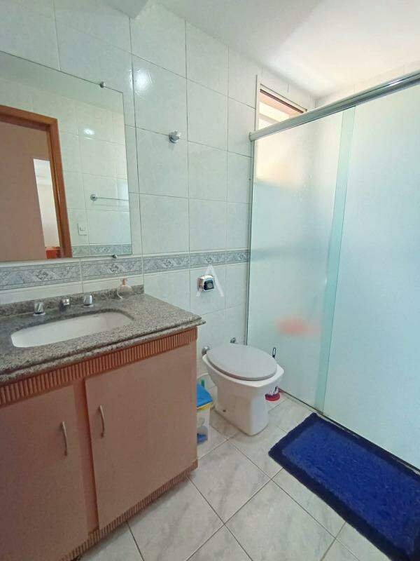 Apartamento para para aluguel no Bairro CENTRO em CASCAVEL: 