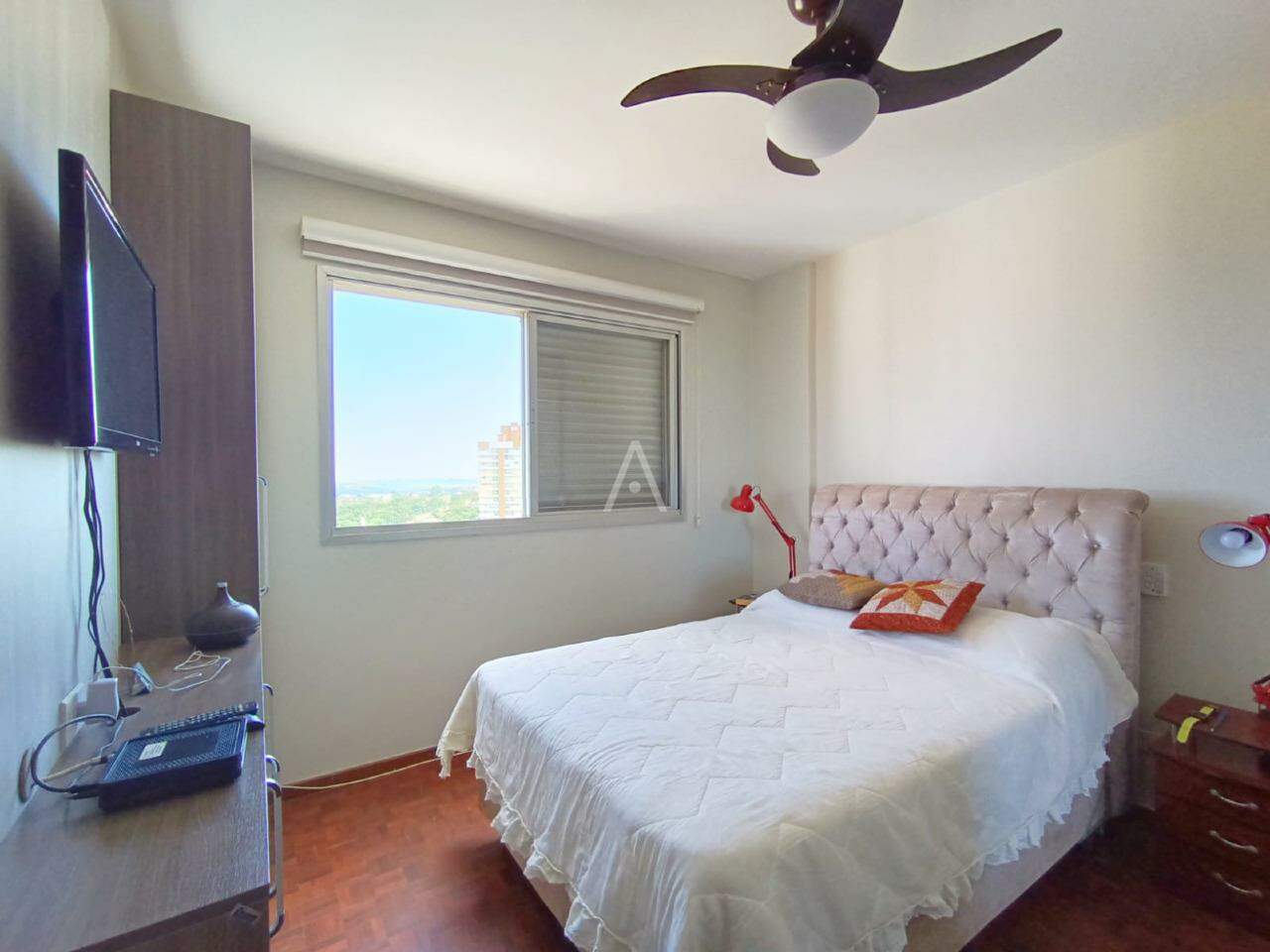 Apartamento para para aluguel no Bairro CENTRO em CASCAVEL: 