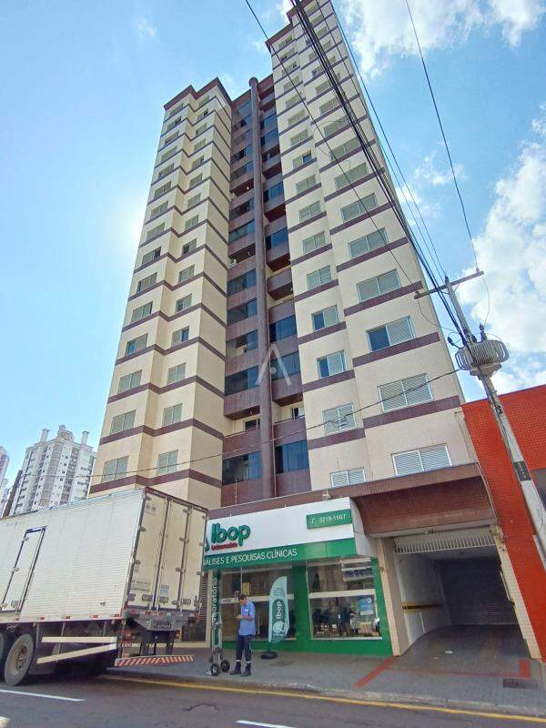 Apartamento para para aluguel no Bairro CENTRO em CASCAVEL: 