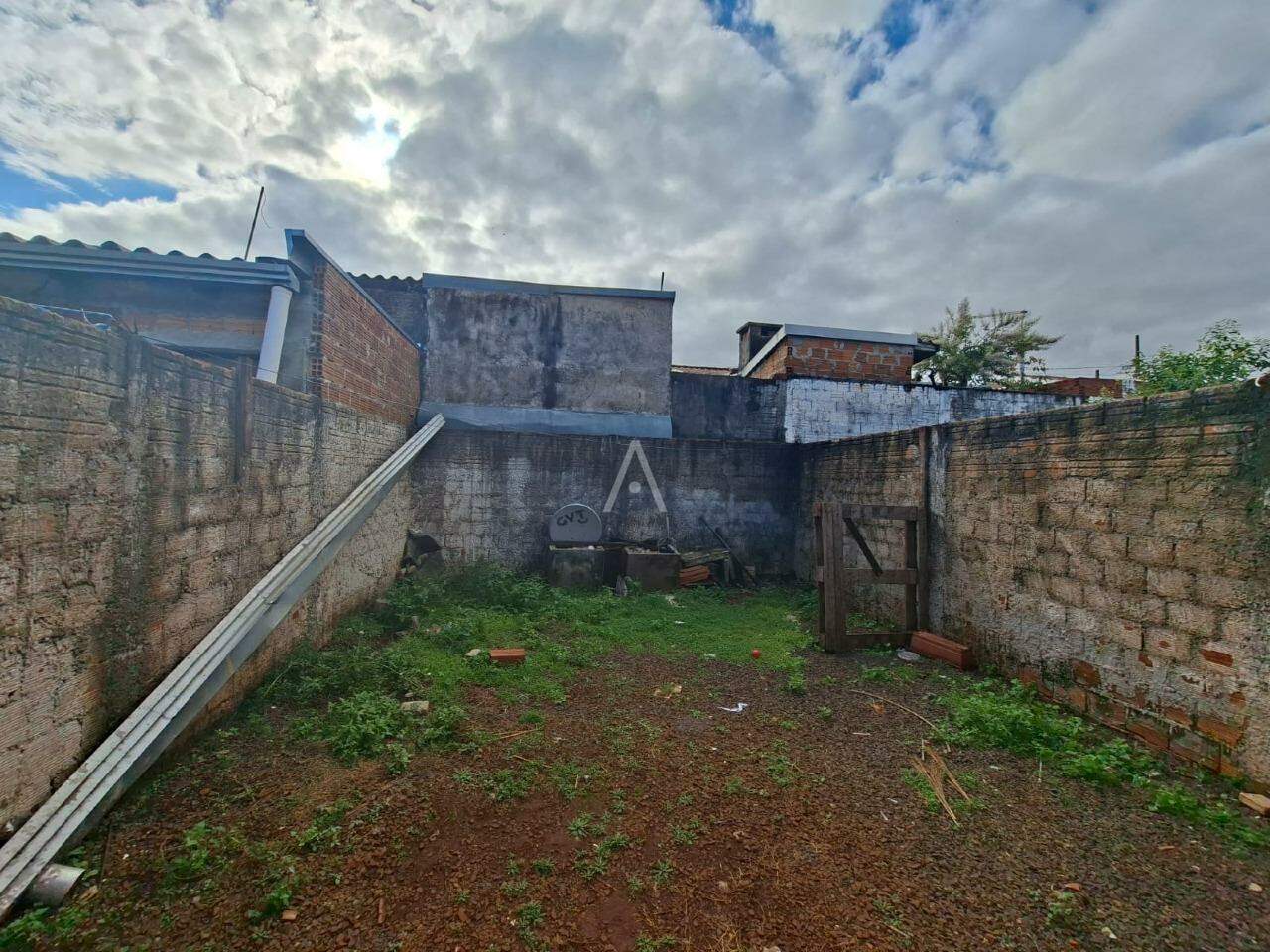 Casa Residencial para para aluguel no Bairro PARQUE VERDE em CASCAVEL: 