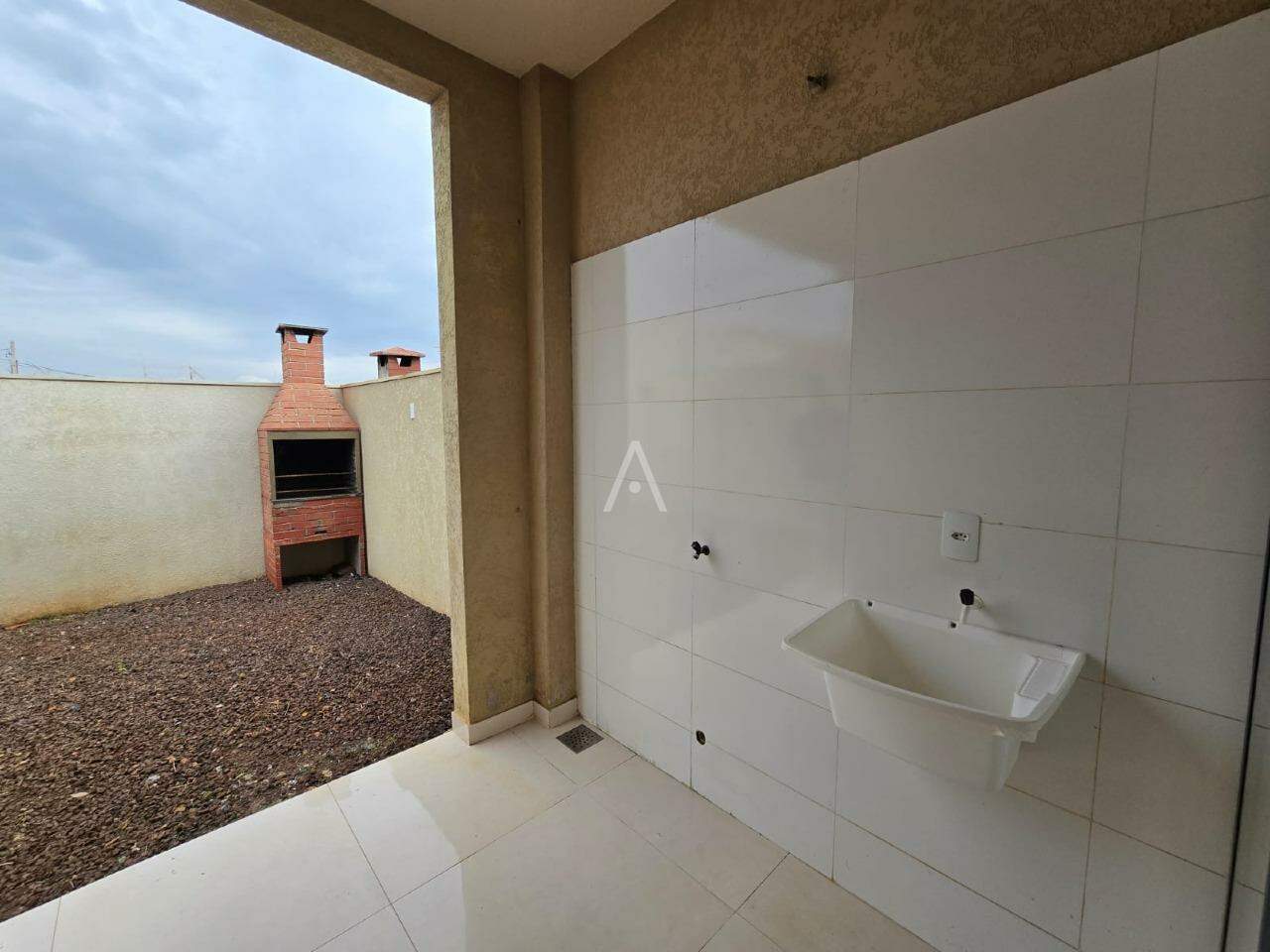 Casa Residencial para para aluguel no Bairro JARDIM COOPAGRO em TOLEDO: 