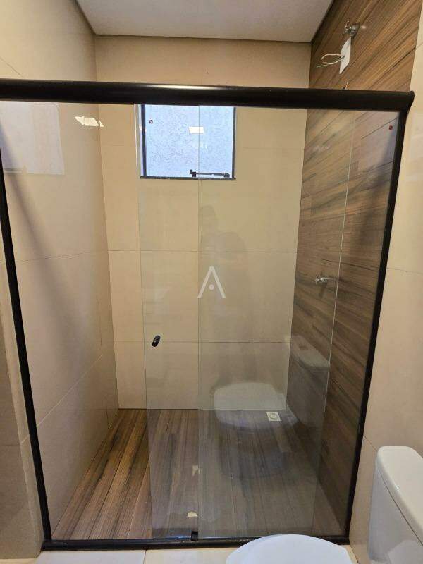 Casa Residencial para para aluguel no Bairro JARDIM COOPAGRO em TOLEDO: 