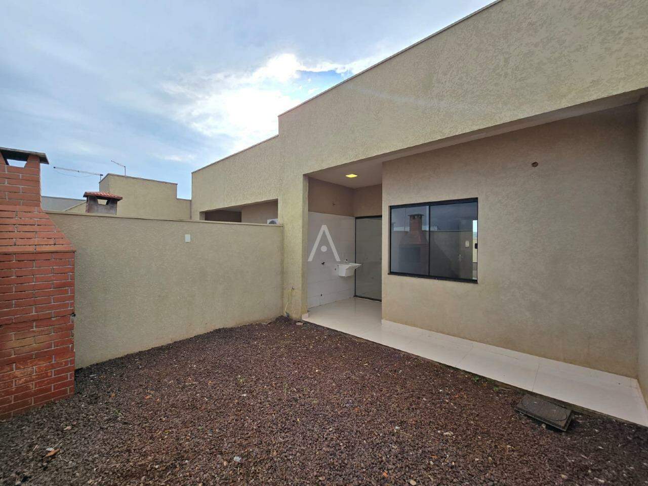 Casa Residencial para para aluguel no Bairro JARDIM COOPAGRO em TOLEDO: 