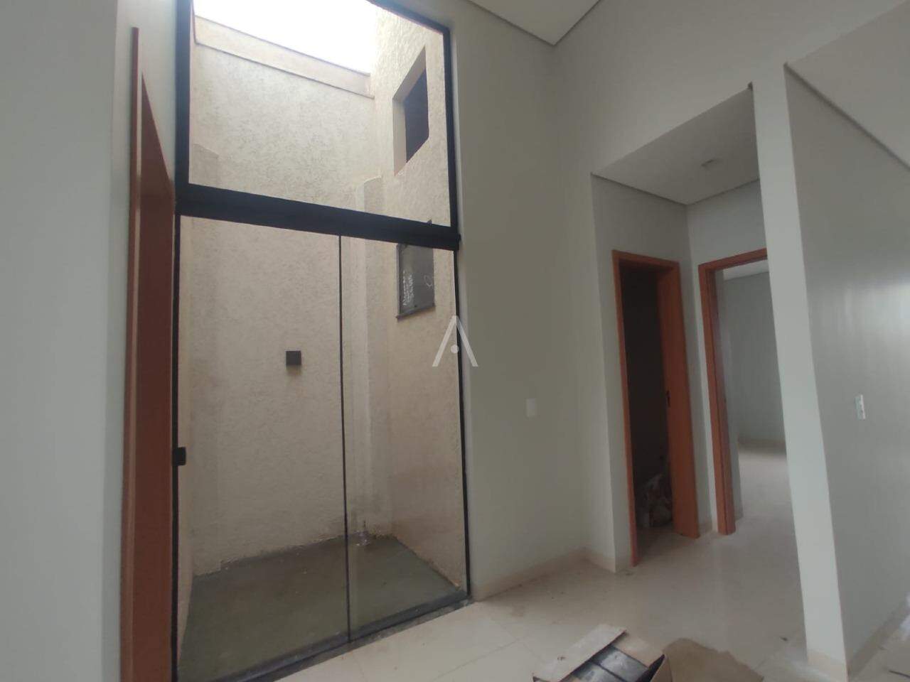 Casa Residencial para para aluguel no Bairro JARDIM COOPAGRO em TOLEDO: