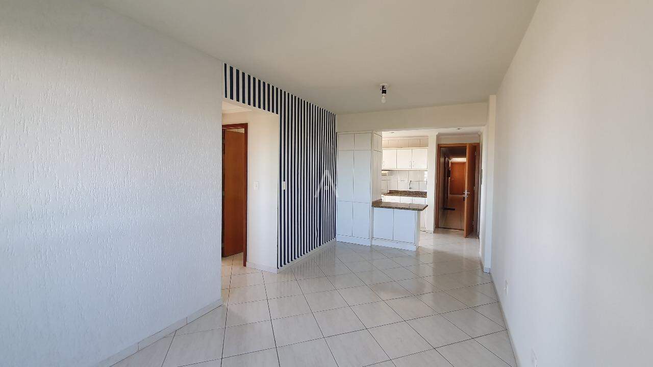 Apartamento para para aluguel no Bairro CENTRO em CASCAVEL: