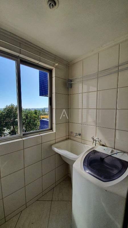 Apartamento para para aluguel no Bairro CENTRO em CASCAVEL: