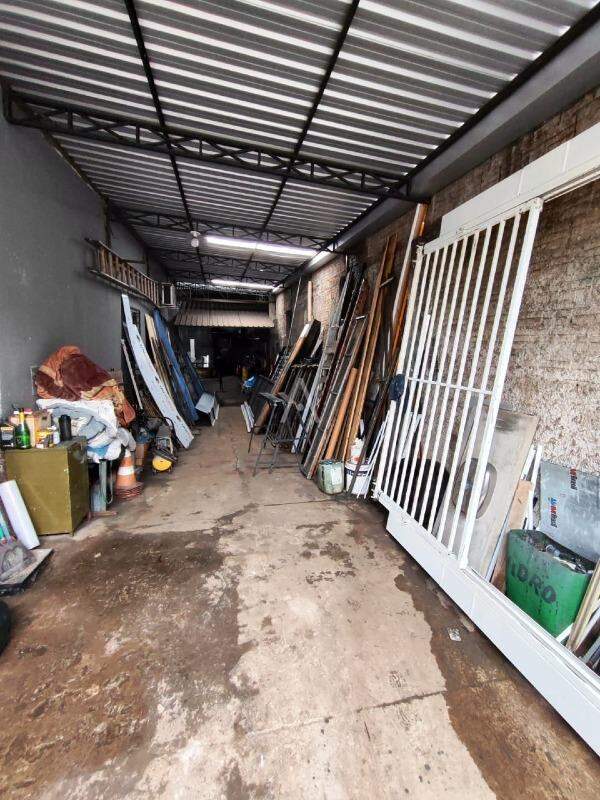 Casa Residencial para à venda no Bairro UNIVERSITARIO em CASCAVEL: 