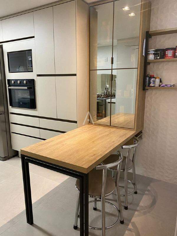 Apartamento para à venda no Bairro CENTRO em CASCAVEL: 
