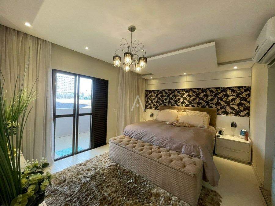 Sobrado para à venda no Bairro CANCELLI em CASCAVEL: 