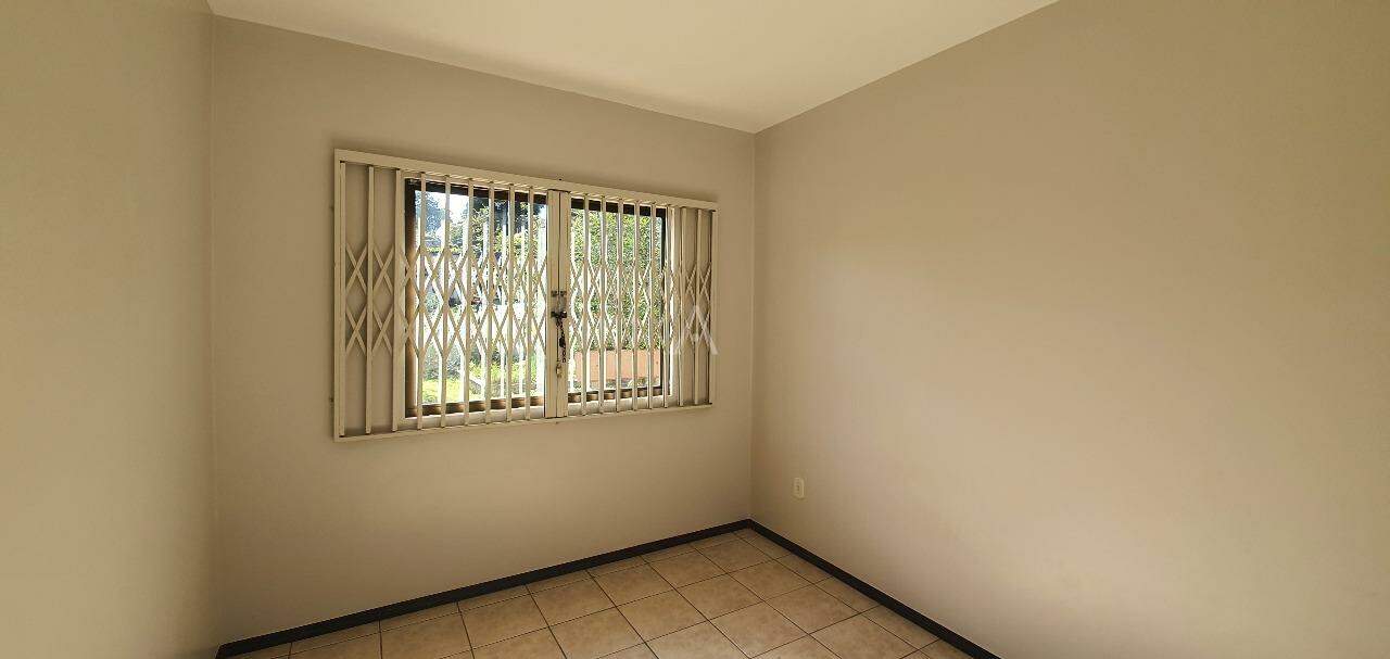 Casa Residencial para para aluguel no Bairro COUNTRY em CASCAVEL: 