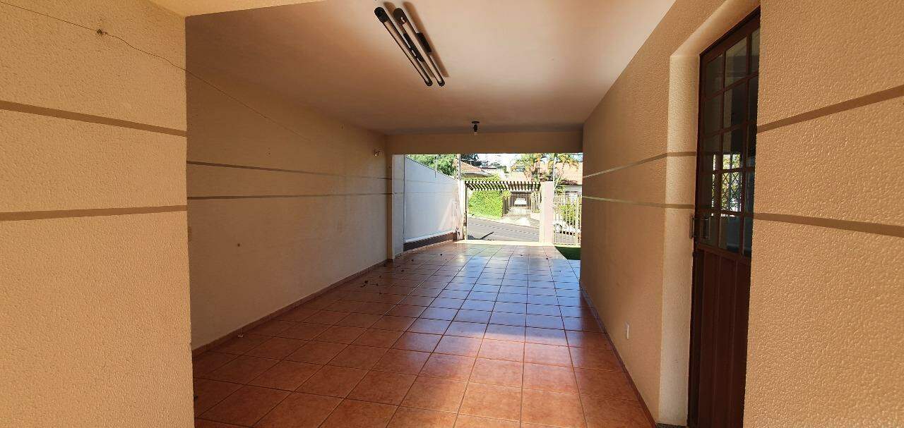 Casa Residencial para para aluguel no Bairro COUNTRY em CASCAVEL: 