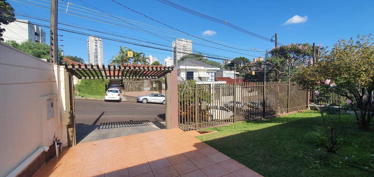 Casa Residencial para para aluguel no Bairro COUNTRY em CASCAVEL: 