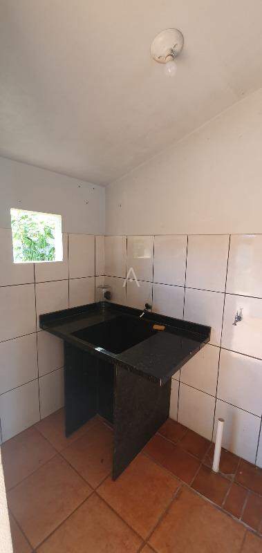 Casa Residencial para para aluguel no Bairro COUNTRY em CASCAVEL: 