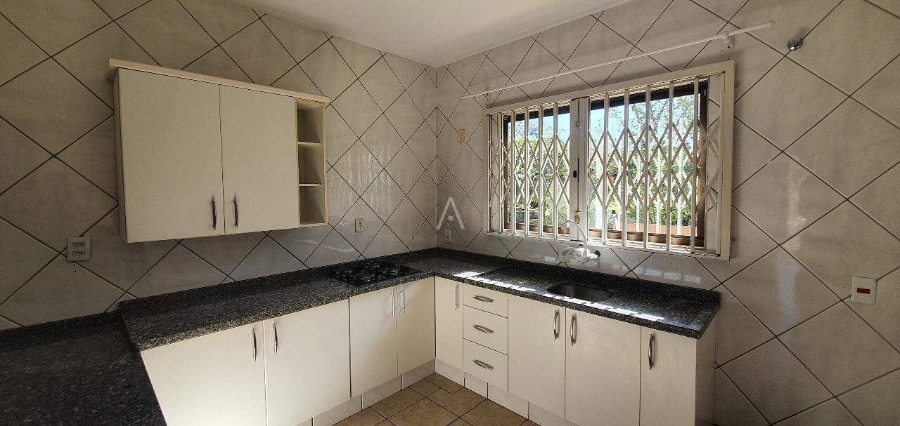 Casa Residencial para para aluguel no Bairro COUNTRY em CASCAVEL: 