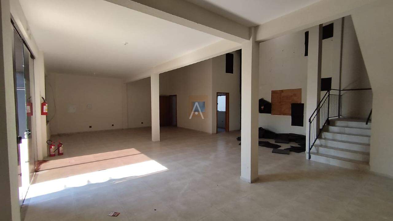 Sala Comercial para para aluguel no Bairro Vila Pioneiro em TOLEDO: 