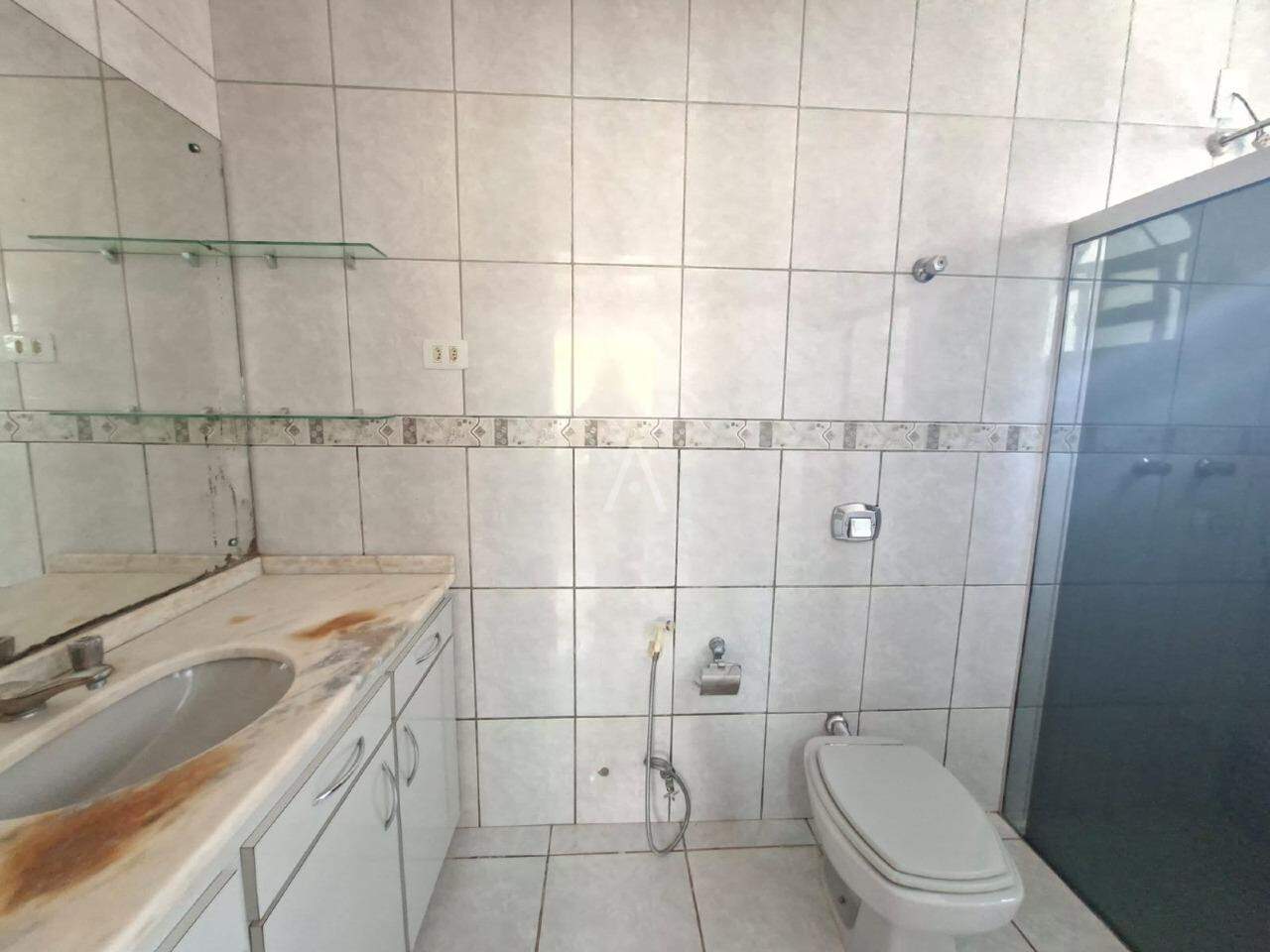 Casa Residencial para para aluguel no Bairro CENTRO em CASCAVEL: