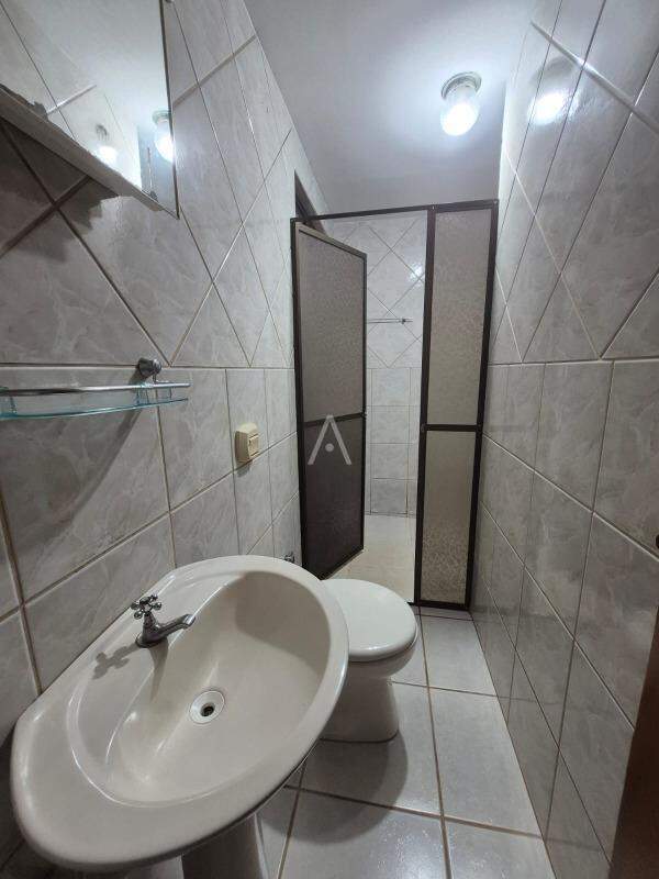 Sala Comercial para para aluguel no Bairro CENTRO em CASCAVEL: 