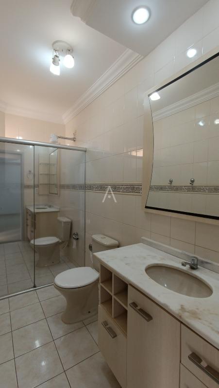 Apartamento para para aluguel no Bairro CENTRO em CASCAVEL: 