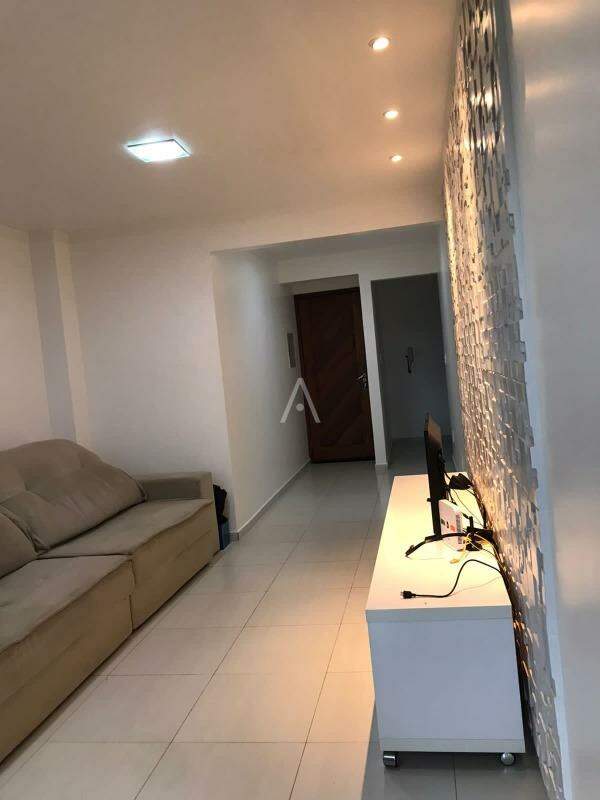 Apartamento para para aluguel no Bairro CENTRO em CASCAVEL: 