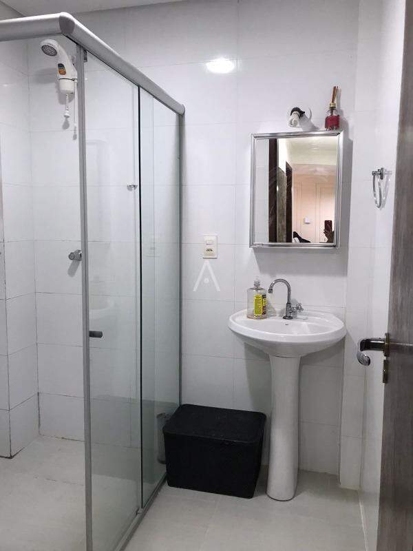 Apartamento para para aluguel no Bairro CENTRO em CASCAVEL: 