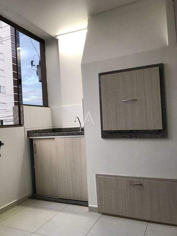 Apartamento para para aluguel no Bairro CENTRO em CASCAVEL: 