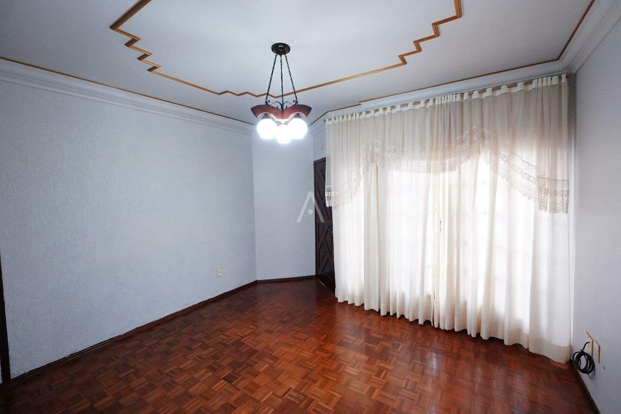 Sobrado para para aluguel no Bairro JARDIM GISELA em TOLEDO: